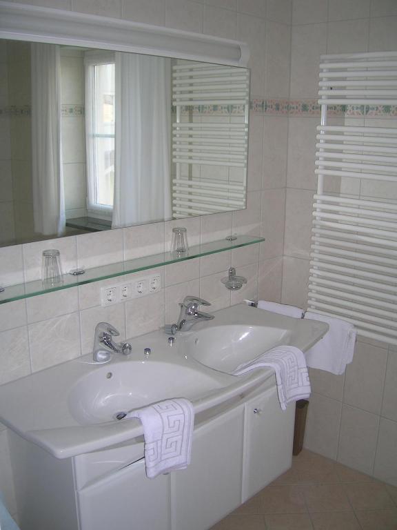 Kurhotel Azalee Bad Worishofen Phòng bức ảnh